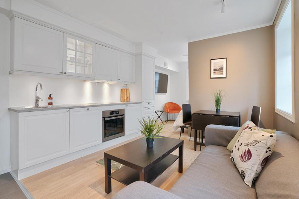 Totalapartments Skansegata Studio Apartments Тромсьо Екстериор снимка